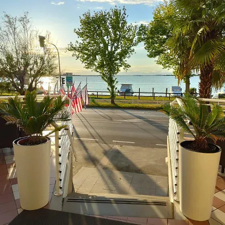 Capri Otel Grado