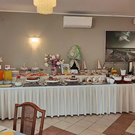 Capri Otel 3*