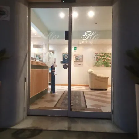 卡普里酒店 酒店 3*