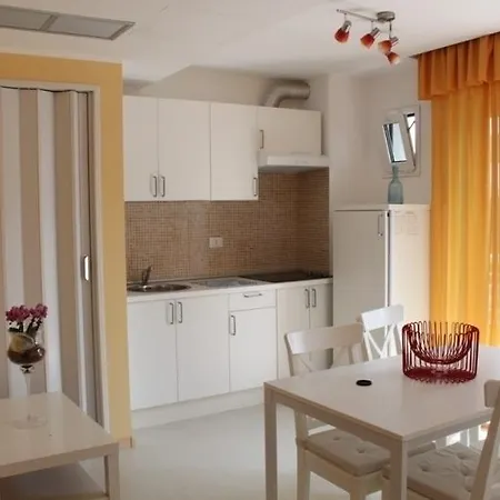 Capri 3* Градо