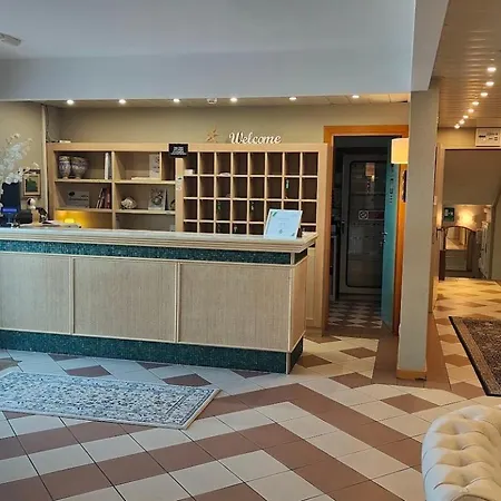 Capri Hotel 3*
