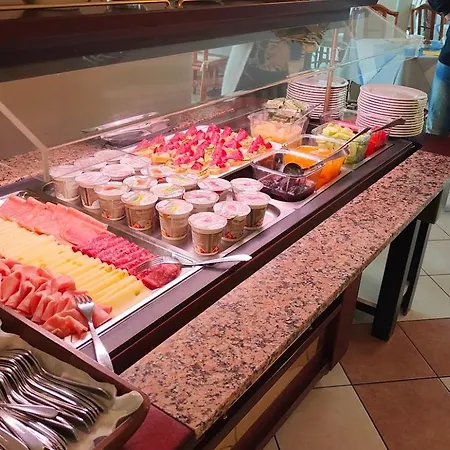 Hotel Capri 3*