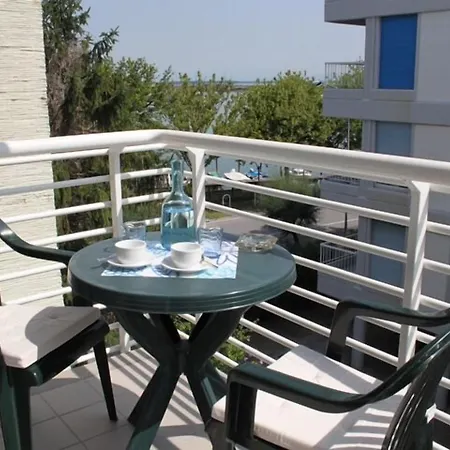 Capri 3* Grado
