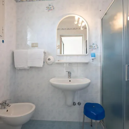 Hotel Capri 3*
