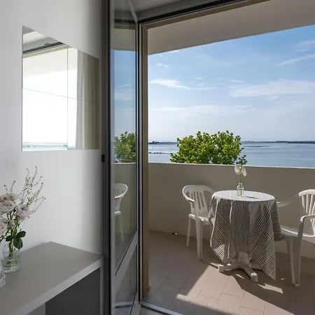 Capri 3* Grado