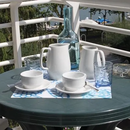 Отель Capri Градо